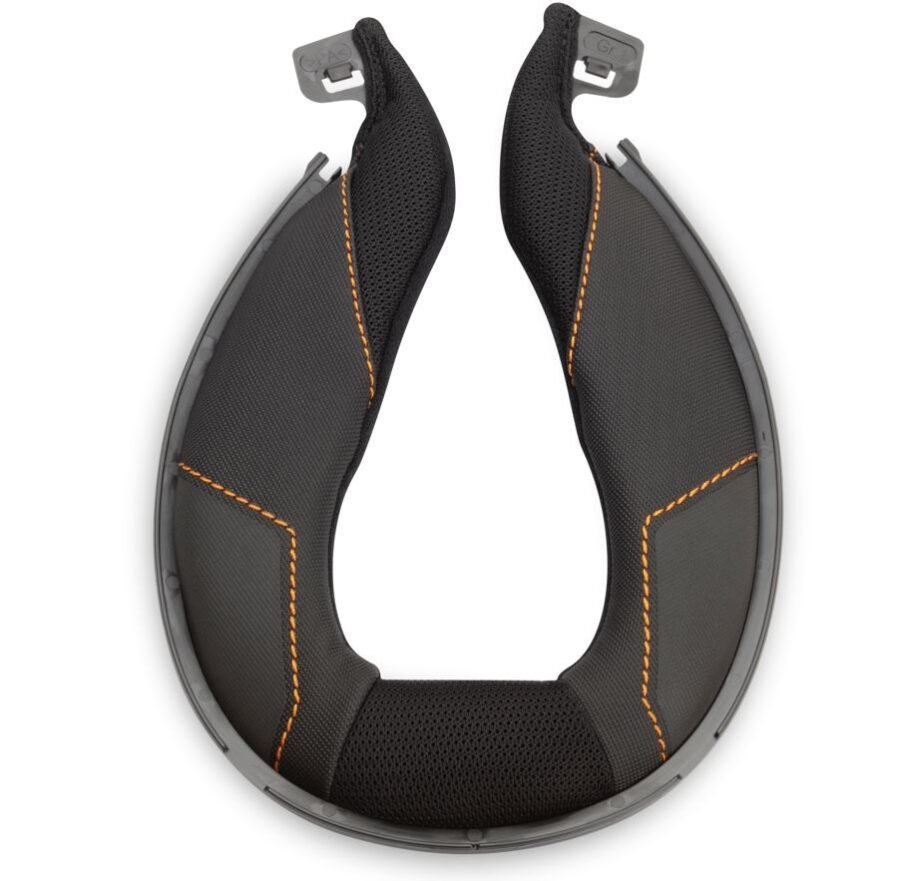 511-2214.JPG Schuberth C5 neck pad 61-65 - Image 1