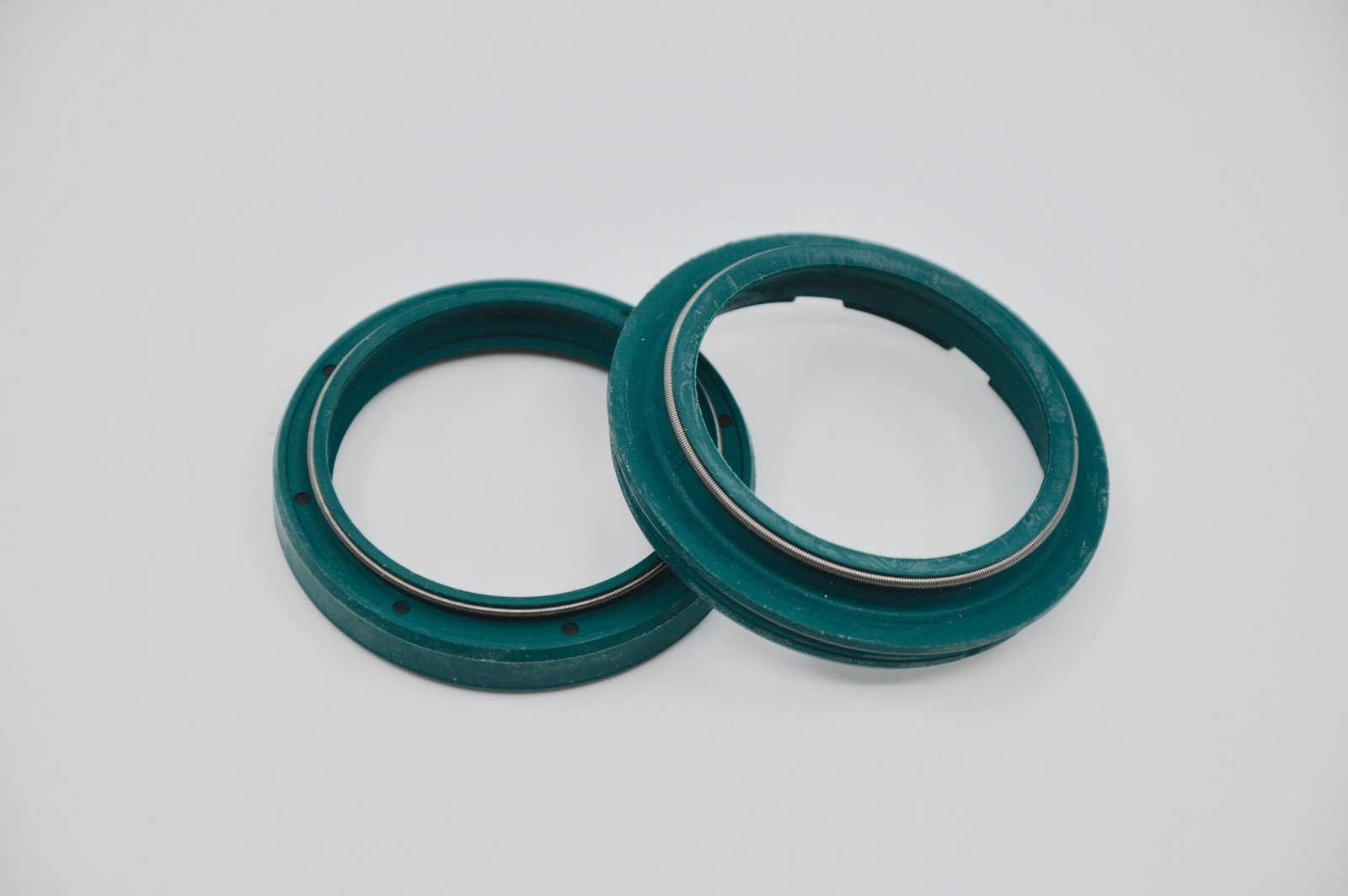 KITG-46Z.jpg SKF Oil & Dust Seal 46 mm. - ZF SACHS - Image 1